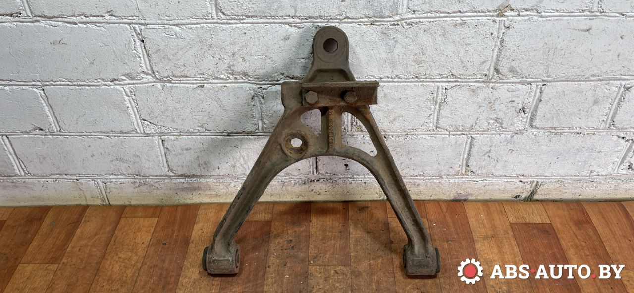 рычаг передний правый Mercedes-Benz MB100 1 поколение 1992, 631333002 - фото №1