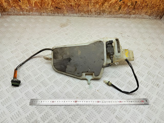 бачок омывателя Renault Scenic 1 поколение (1996 - 1999), 1.6 л., K7M 702, бензин, МКПП, 7700843902, 7701683507, 700174