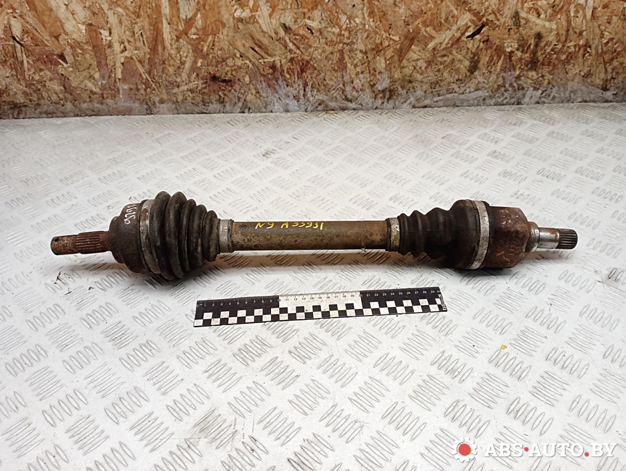 полуось передняя левая (приводной вал, ШРУС) Citroen C4 Picasso 1 поколение 2009, 1.6 л., 9HZ (DV6TED4), дизель, АКПП, правый руль, 3272LX, 3272LY - фото №1