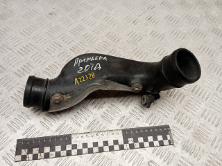 патрубок воздушного фильтра Nissan Primera P11 2000, 2.0 л., дизель