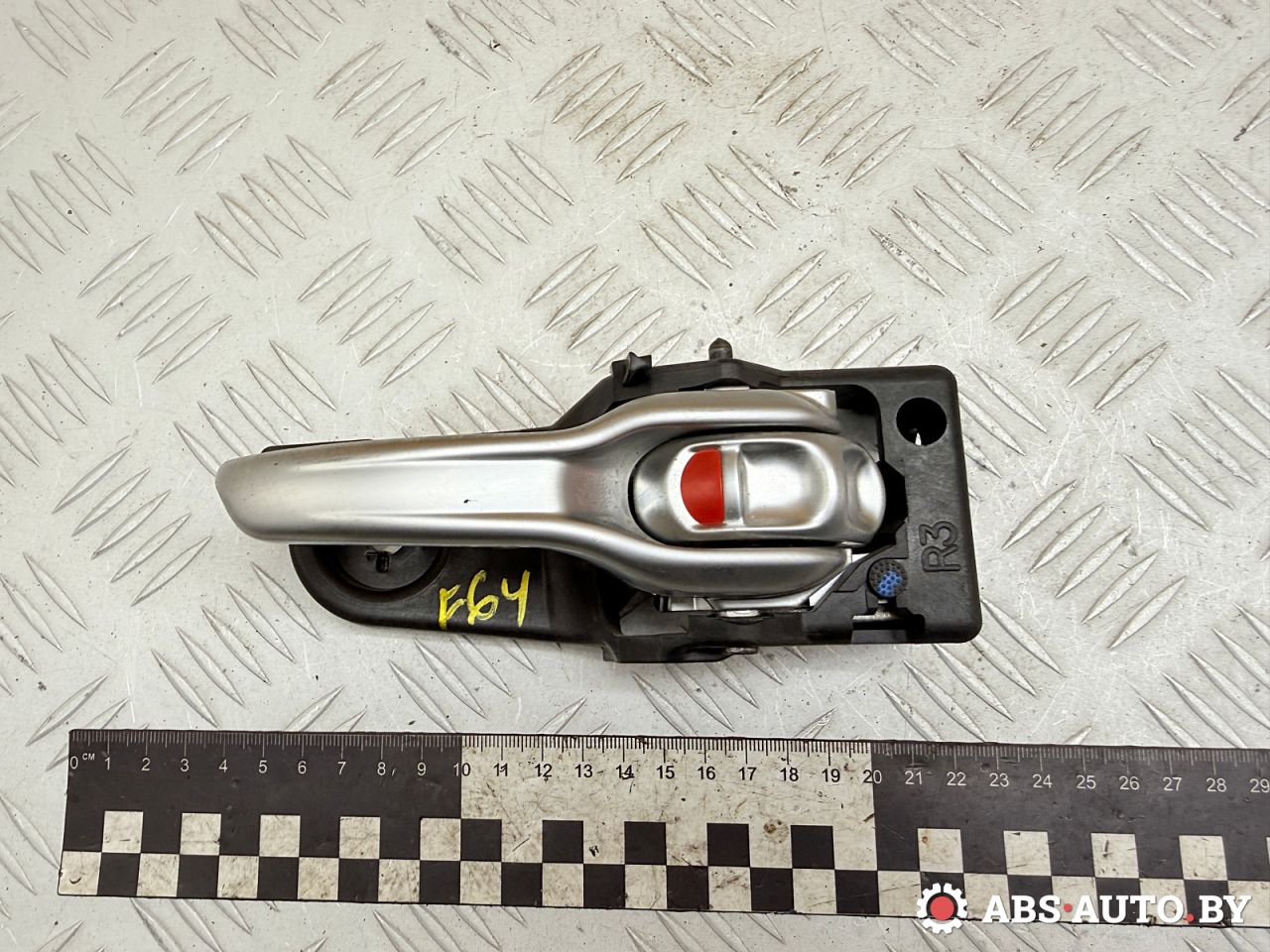 ручка внутренняя задняя правая Jeep Cherokee 5 поколение 2016, 2.0 л., EBT, дизель, АКПП, внедорожник 5 дв., C37090103 - фото №1