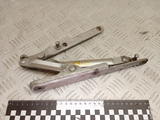 петля крышки багажника Alfa Romeo 156 1 поколение 2001, 2.0 л., бензин