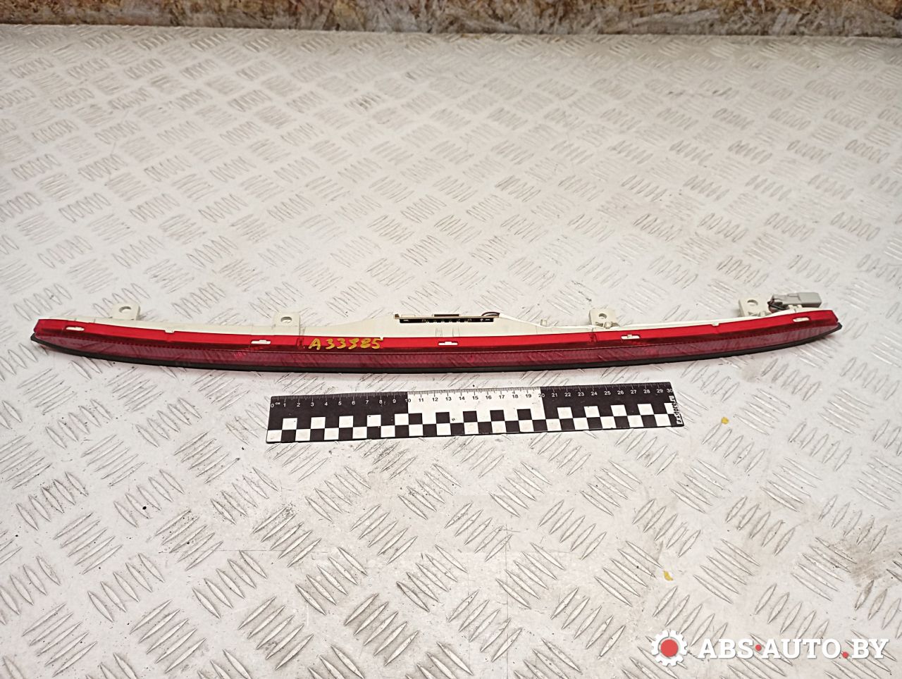 дополнительный стоп-сигнал Honda Civic 8 поколение 2008, 2.2 л., N22A2, дизель, МКПП, хетчбэк 5 дв., правый руль, 34270SMGE010 - фото №1