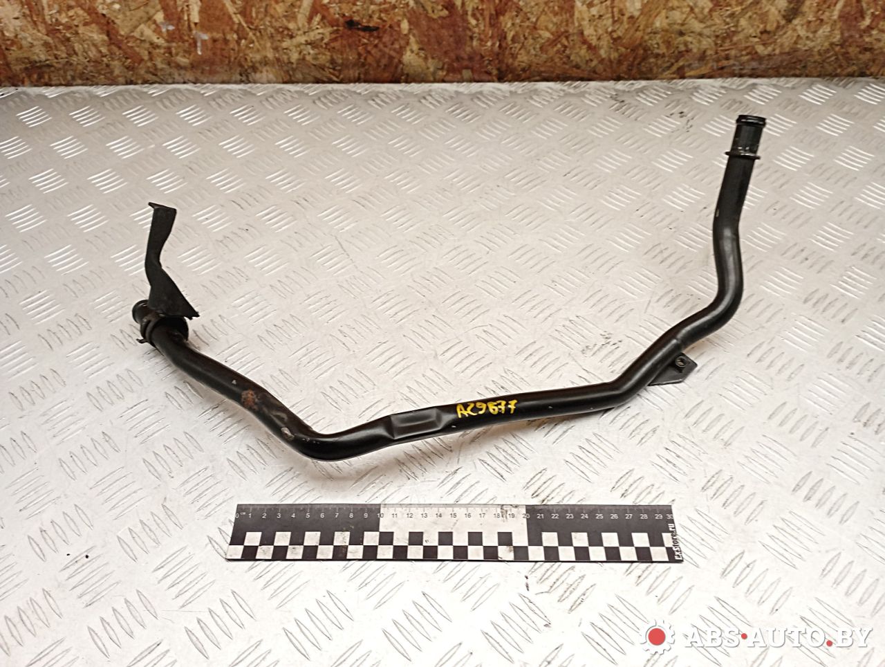 трубка охлаждающей жидкости Volkswagen Passat B6 2009, 2.0 л., дизель, МКПП, универсал, 5N0121070F - фото №1