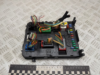 Блок BSI Citroen C5 2 поколение 2013, 2.0 л., RHH (DW10CTED4), дизель, МКПП, универсал, 281164872, 281197595, 9678477180