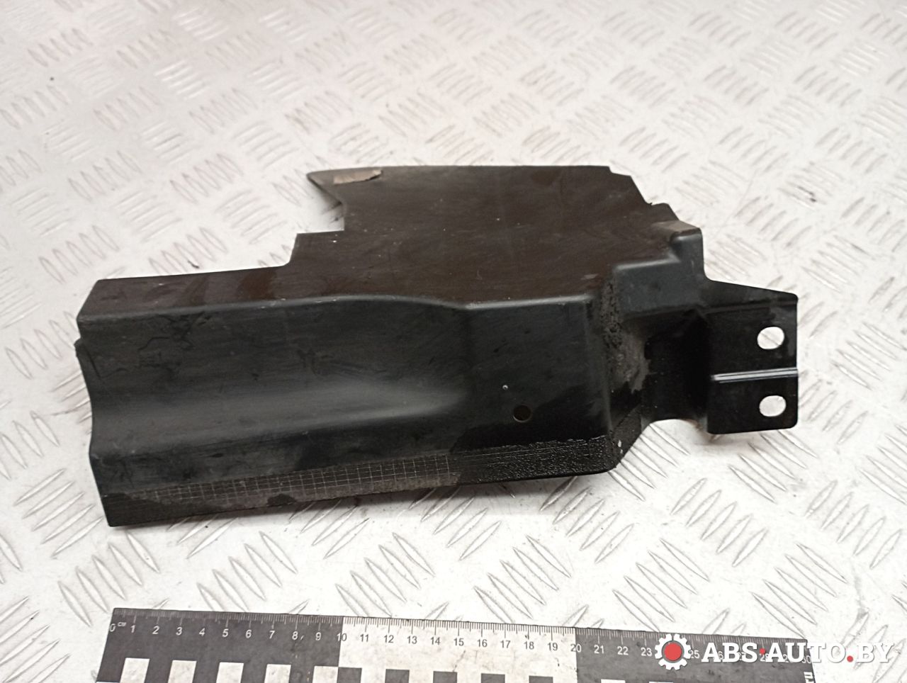 воздуховод (дефлектор) радиатора Nissan Qashqai 1 поколение 2008, 1.5 л., K9K 282, дизель, МКПП, правый руль, 62823JD50B - фото №1