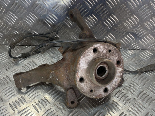 ступица передняя левая Renault Laguna 1 поколение 1997, 1.8 л., бензин