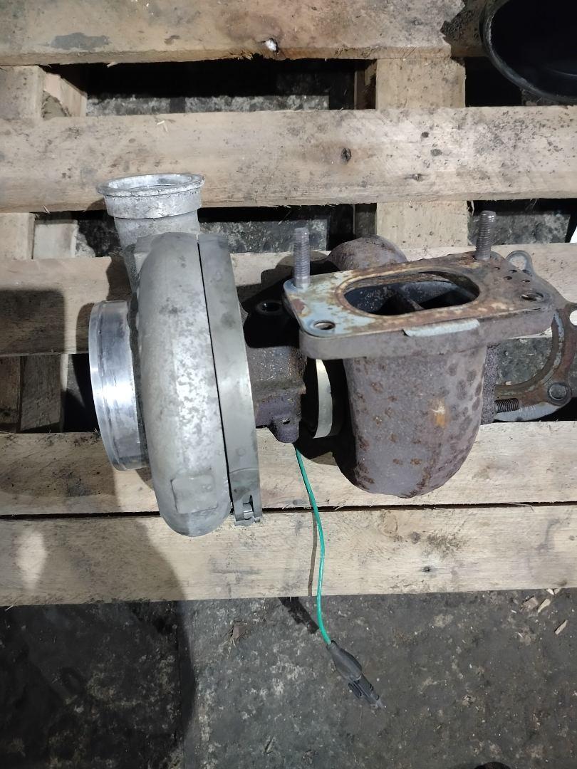 турбина Mercedes-Benz Actros 4 поколение (MP4) 2016, om471.926, дизель, робот, белый, правый руль, A4710904480, A4710903480 - фото №1