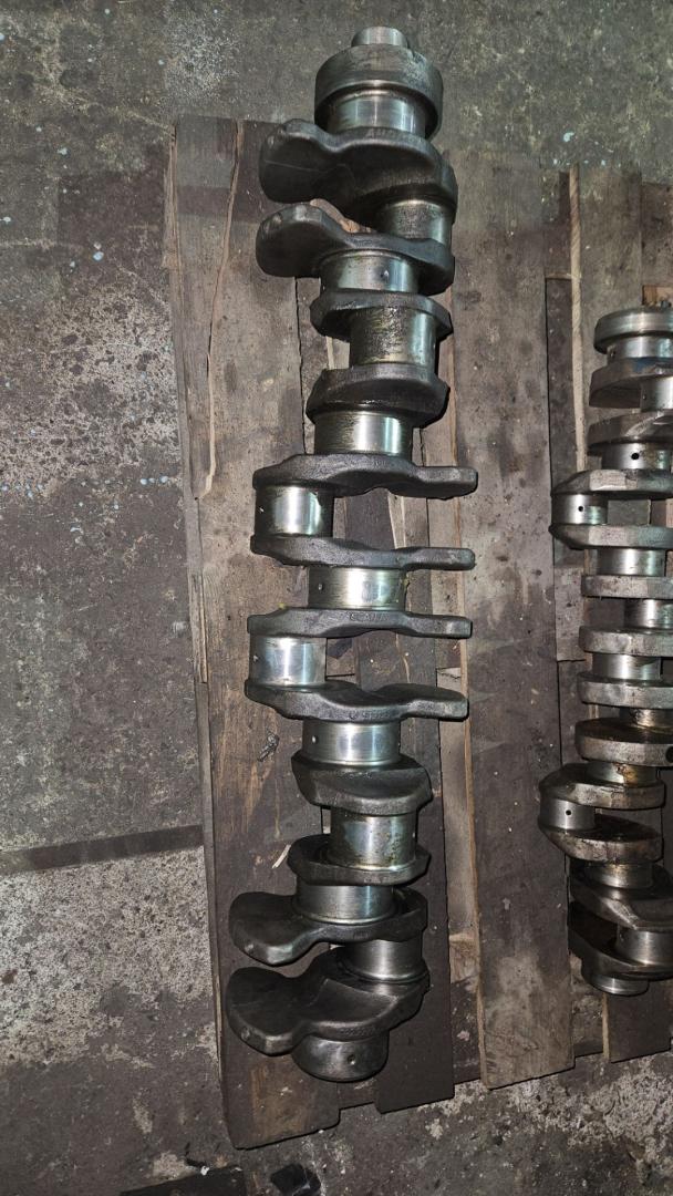 коленвал Scania R 3 поколение 2010, 11.7 л., DSC 12, дизель, 1743584, 1376800, 1421506, 1423374, 2176830, 2687487, 1327670, 1423205 - фото №1