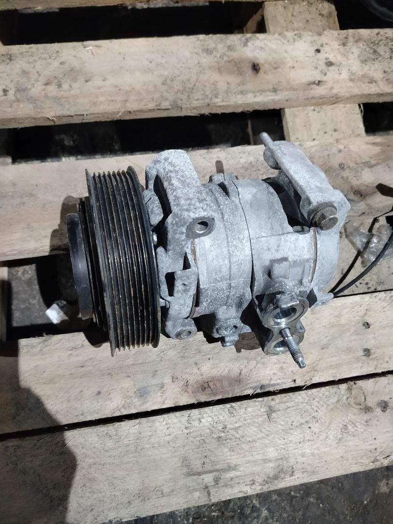 компрессор кондиционера Mercedes-Benz Actros 4 поколение (MP4) 2016, om471.926, дизель, робот, белый, правый руль, A4722300111, A4722300311, A0042302811, A0042304111, 70817840 - фото №1