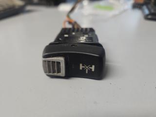 кнопка (выключатель) Scania R 3 поколение 2006, 11.7 л., HPi, DC 12.14, дизель, МКПП, серый, правый руль, 1421838