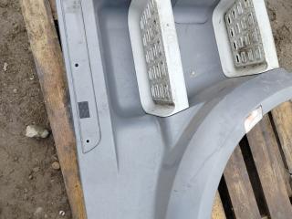 Подножка кабины DAF XF 106 1 поколение 2020, MX-13, АКПП, белый, правый руль, 1945946, 1835024, 1945944