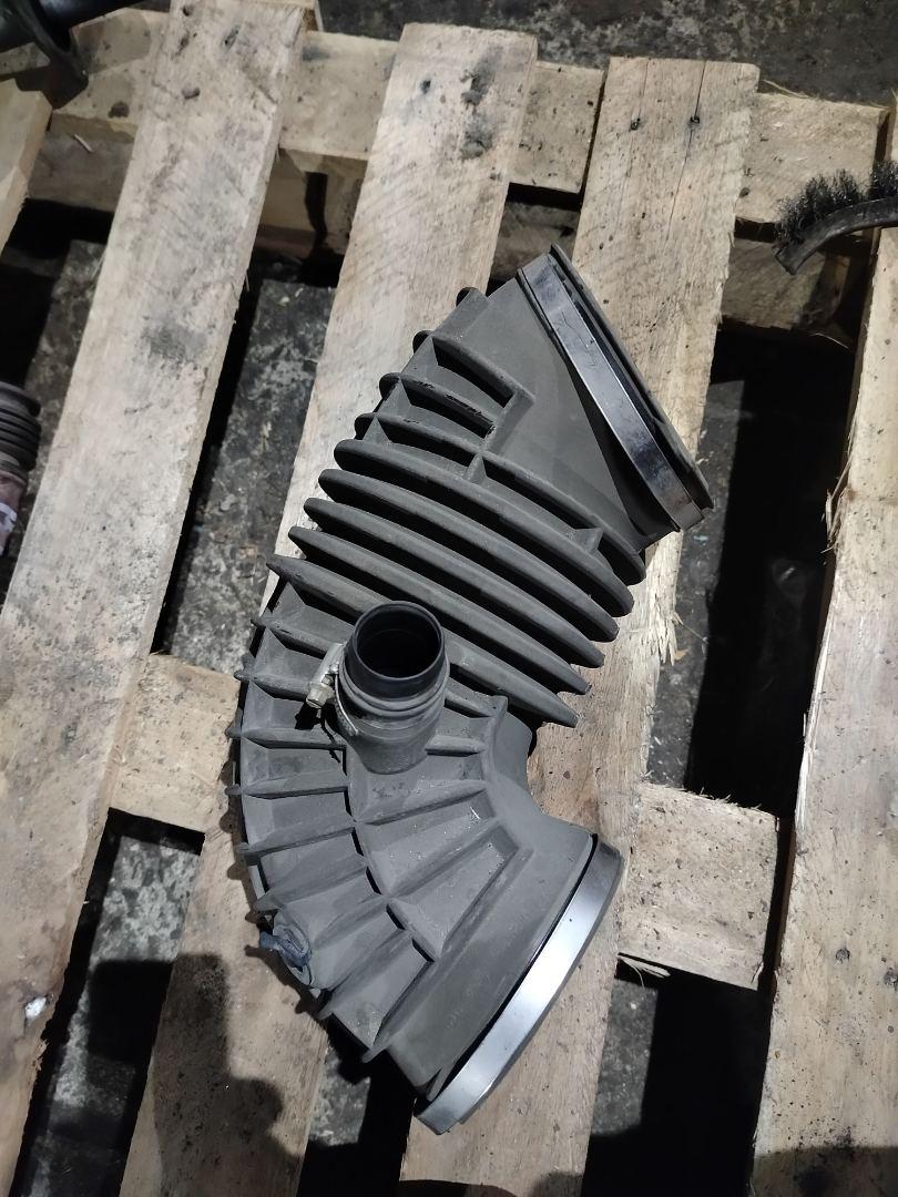 воздуховод Mercedes-Benz Actros 4 поколение (MP4) 2016, om471.926, дизель, робот, белый, правый руль, A9605285982 - фото №1