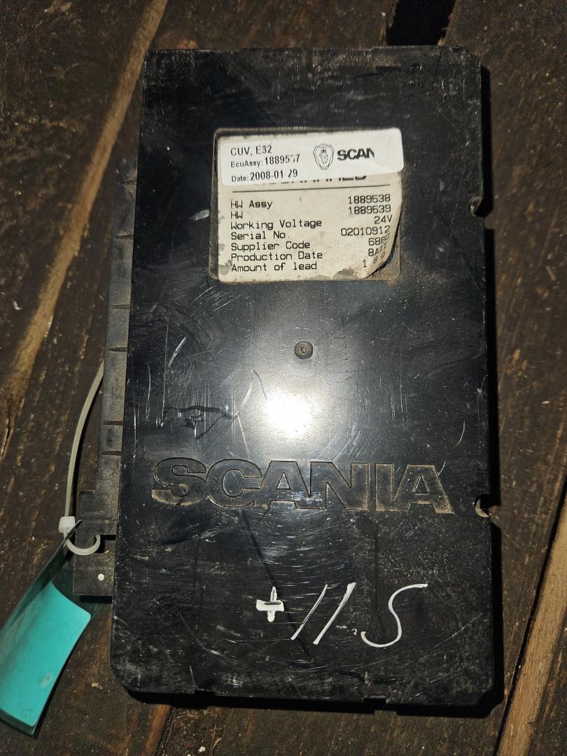 блок управления светом Scania, 1943668, 1769683, 1889537, 2025647, 5317661, 2087765, 2025651 - фото №1