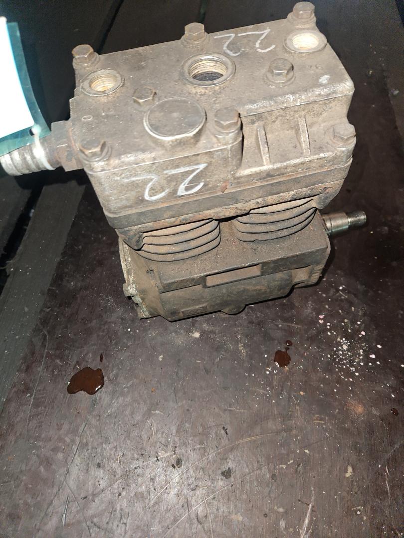 компрессор пневмоподвески Renault Magnum 4 поколение 2007, LP4845, SEB01455 - фото №1