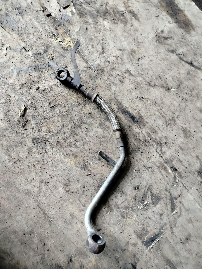 масляная трубка турбины Mercedes-Benz Actros 4 поколение (MP4) 2016, om471.926, дизель, робот, белый, правый руль, A4711802620, A4711802320 - фото №1