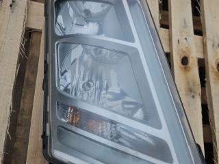 фара правая Volvo FH 3 поколение 2014, 12.8 л., D13C500, дизель, АКПП, белый, правый руль, 84170239