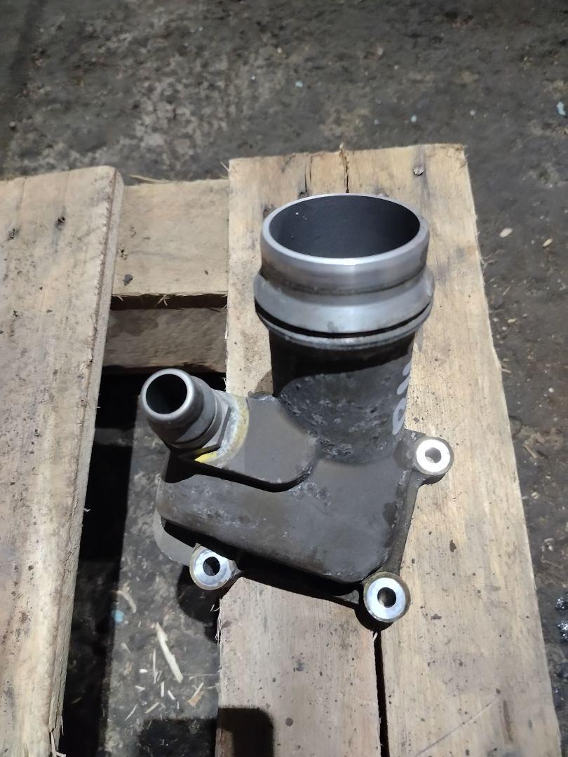 трубка системы рециркуляции EGR Mercedes-Benz Actros 4 поколение (MP4) 2016, om471.926, дизель, робот, белый, правый руль, A4712034431, A4712033731 - фото №1