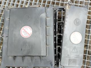 крышка блока предохранителей MAN TGS 1 поколение 2017, 12.4 л., D 2676 LF 51, дизель, АКПП, белый, правый руль, 81624100073, 81624100077, 81624100076, 81624100072