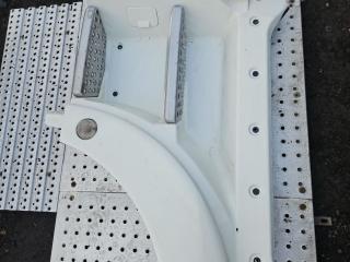 Подножка кабины MAN TGX 1 поколение 2018, 12.4 л., D 2676 LF 52, дизель, АКПП, белый, правый руль, 81615100825, 81615100913, 81615100703, 81615100399