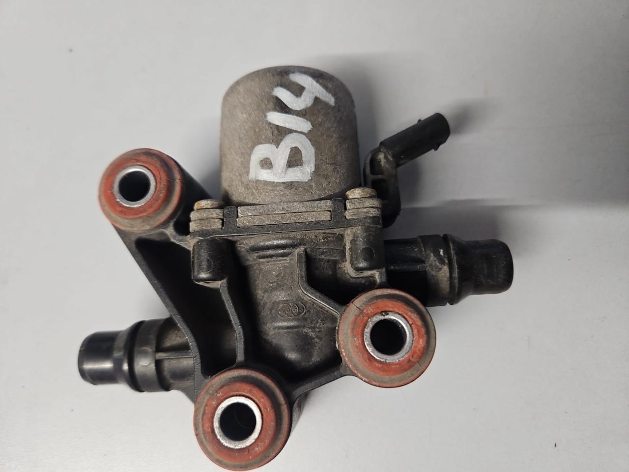 клапан подогревателя AdBlue Mercedes-Benz Actros 4 поколение (MP4) 2016, om471.926, дизель, робот, белый, правый руль, A0001531059 - фото №1