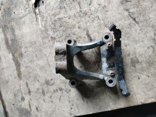 кронштейн двигателя Mercedes-Benz Actros 4 поколение (MP4) 2016, om471.926, дизель, робот, белый, правый руль, A4712232004, A4712232604