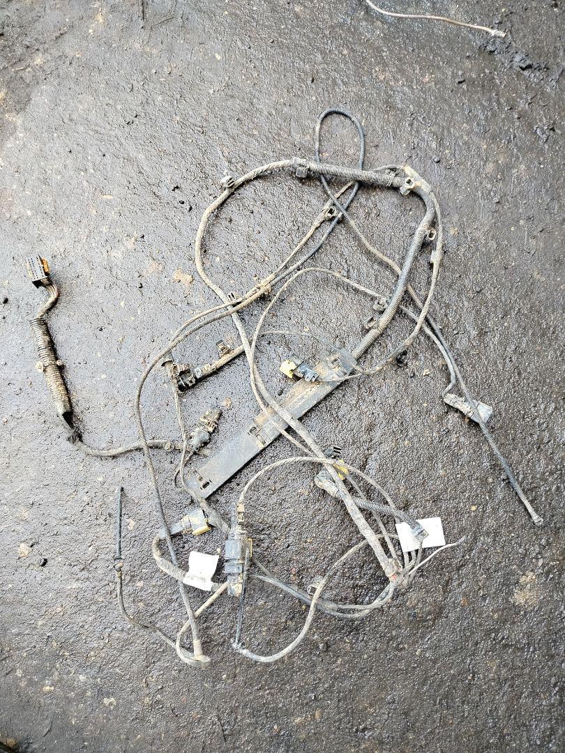 проводка подкапотная Volvo FH 3 поколение 2013, 12.8 л., D13C500, дизель, АКПП, серый, правый руль, 21554303, 21554305, 21554309, 21827857 - фото №1