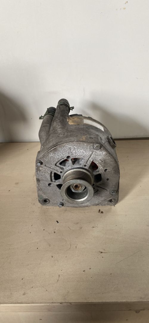 генератор Renault Laguna 2 поколение 2004, 1.9 л., дизель - фото №1