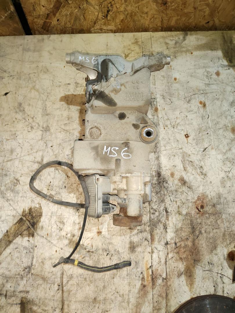 редуктор заднего моста Volvo XC90 1 поколение 2003, 2.9 л., бензин, АКПП - фото №1