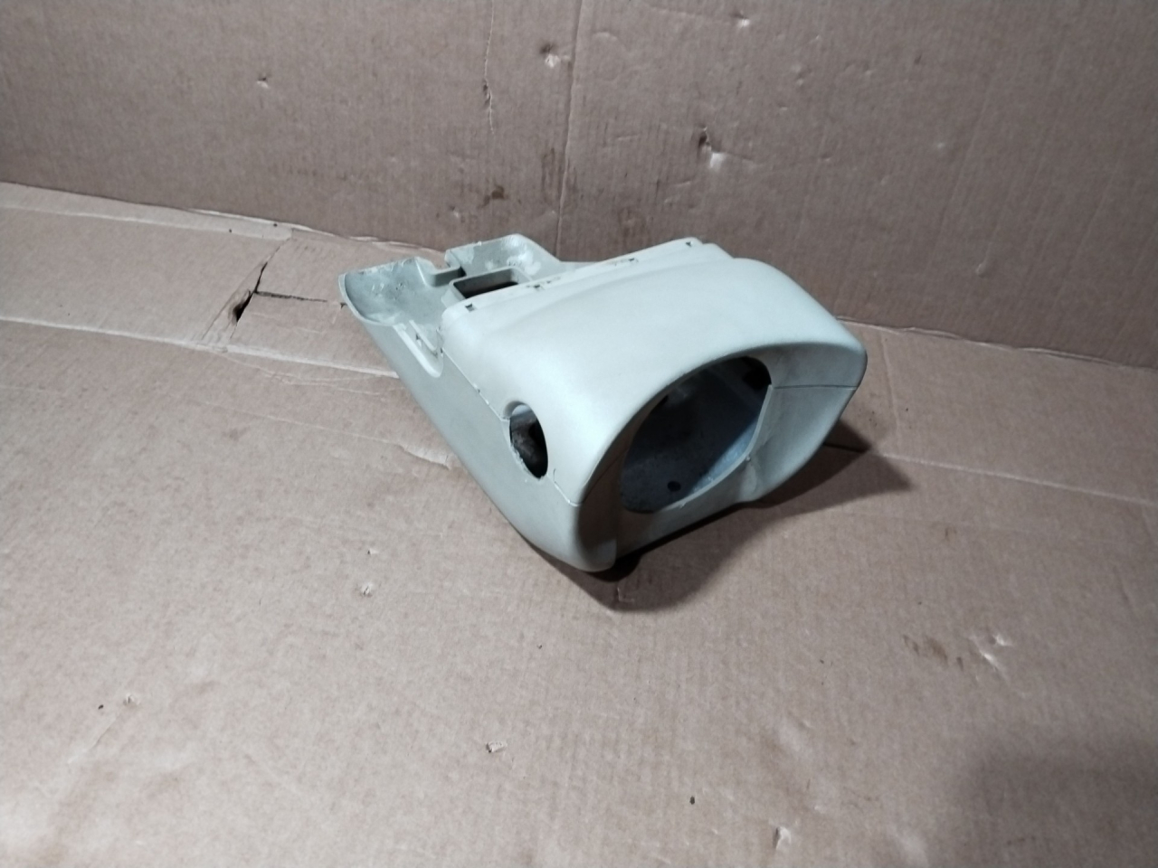 кожух рулевой колонки Volvo S80 2 поколение 2008, 2.4 л., D 5244 T4, дизель - фото №1