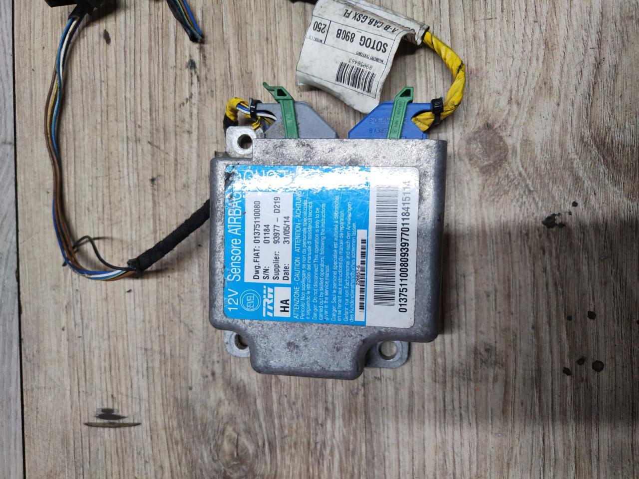 блок AirBag Citroen Jumper 2 поколение 2014, 2.2 л., 4HG (P22DTE), дизель, МКПП, 01375110080 - фото №1