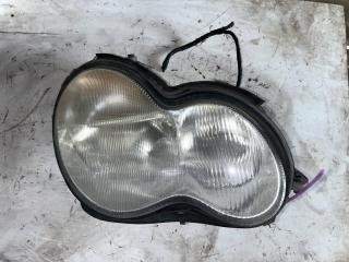 фара правая Mercedes-Benz C-Класс W203/S203/CL203 2000, 2.2 л., OM 646.962, дизель, МКПП