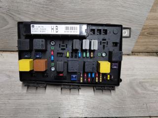 блок предохранителей Opel Zafira 2 поколение (B) 2007, 1.9 л., дизель, 743381, 1534937
