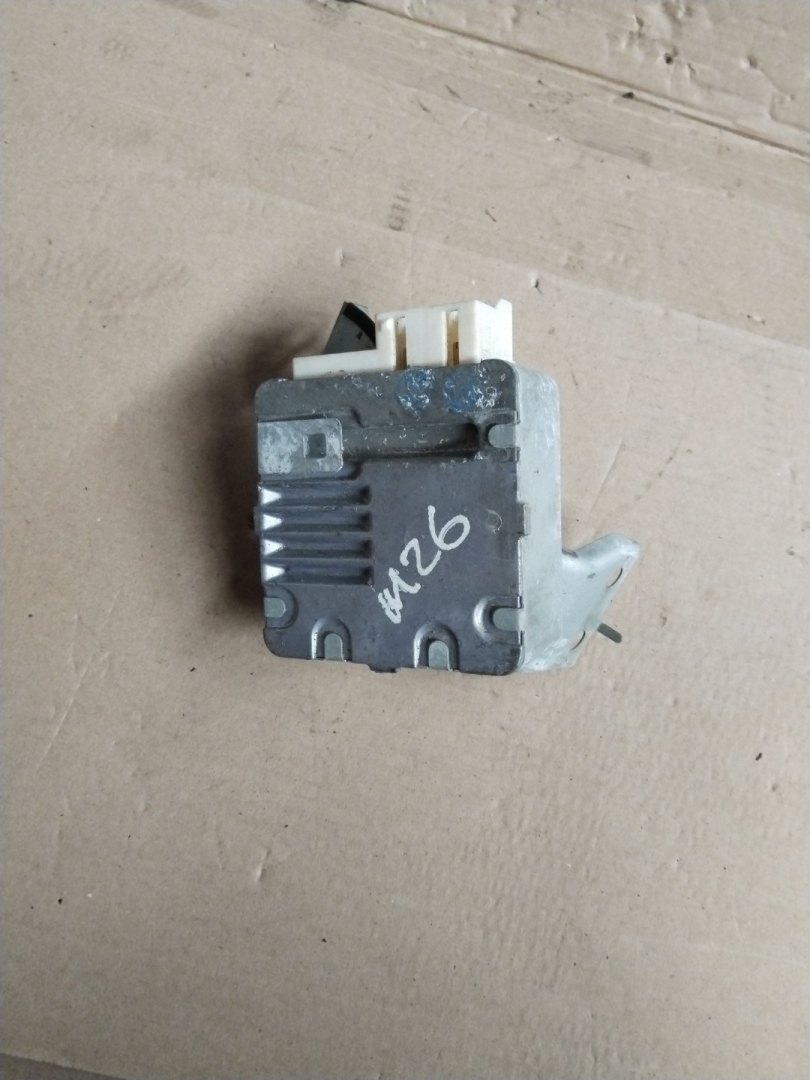 электрогидроусилитель руля Toyota Prius 2 поколение 2005, 1.5 л., 1NZ-FE, бензин, 1129001101 - фото №1