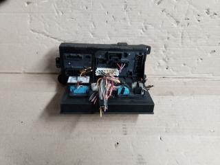 блок предохранителей Mercedes-Benz E-Класс W211/S211 W211 2003, 3.0 л., OM 642.920, дизель, седан, 2115454201