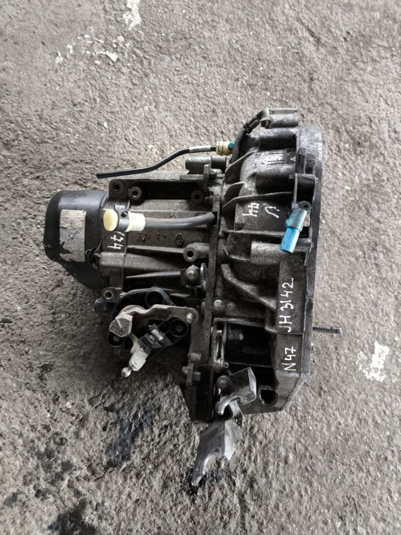 КПП механическая (МКПП) Renault Scenic 2 поколение 2003, 1.6 л., K4M 812, бензин, МКПП, JH3142 - фото №1