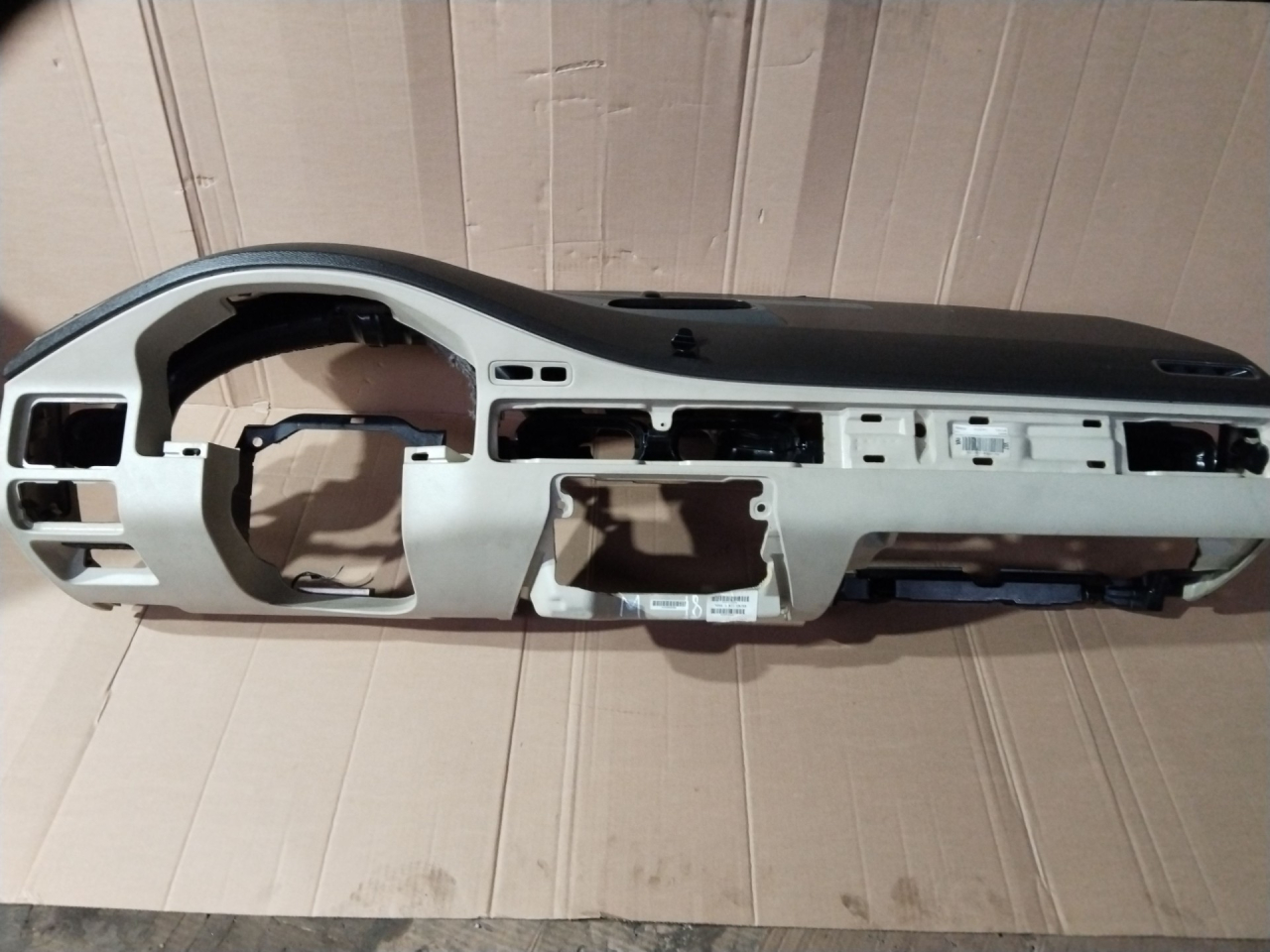 панель передняя салона (торпедо) Volvo S80 2 поколение 2008, 2.4 л., D 5244 T4, дизель - фото №1