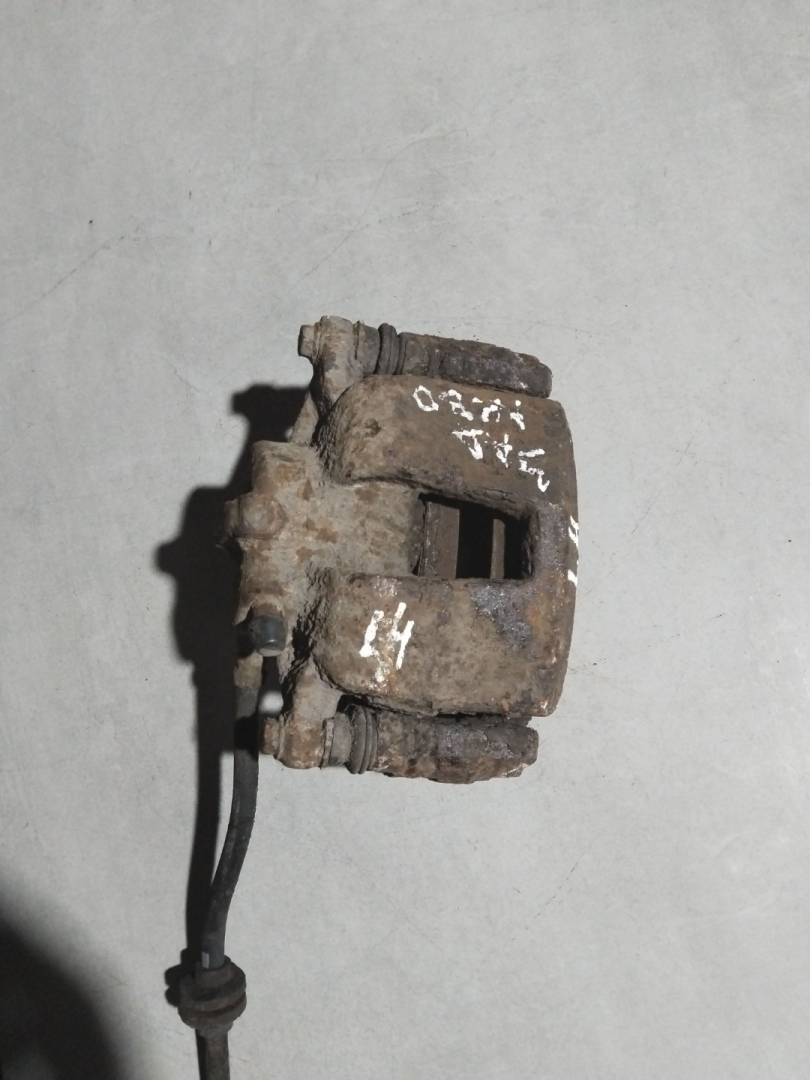 суппорт задний левый Citroen Jumper 2 поколение 2011, 2.2 л., 4HH (P22DTE), дизель - фото №1