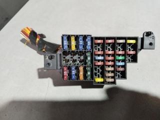 блок предохранителей Dacia Logan 1 поколение [рестайлинг] 2009, 1.5 л., K9K 796, дизель, 7703297597