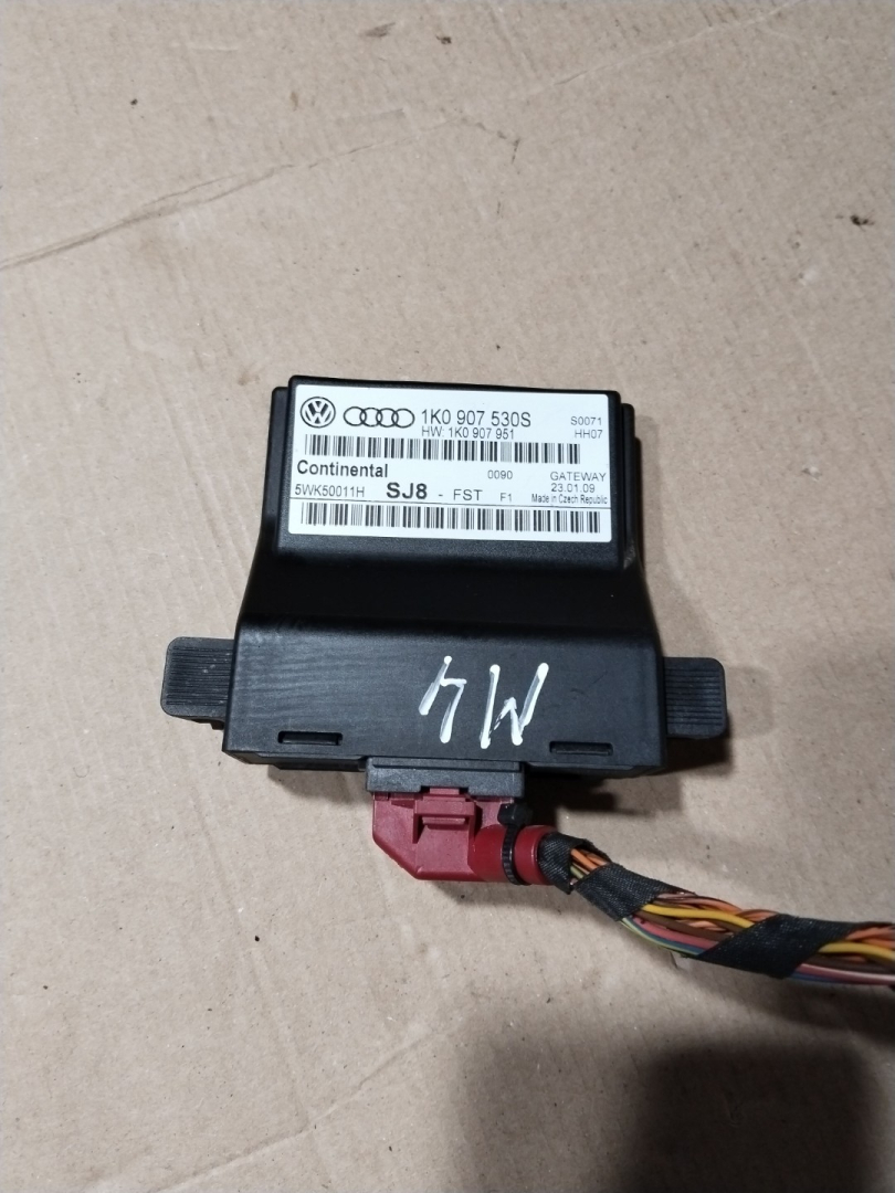 блок комфорта Volkswagen Tiguan 1 поколение (2007 - 2011), 2.0 л., CBAB, дизель, МКПП, внедорожник 5 дв., 1KO907951 - фото №1