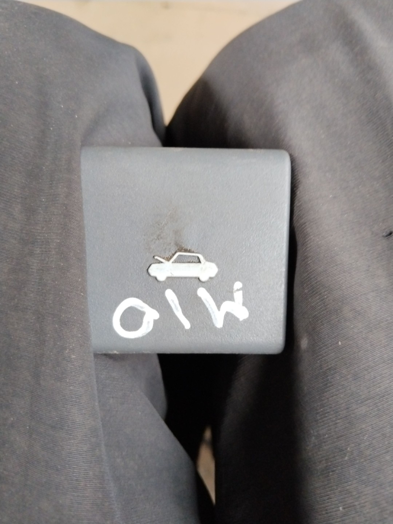 ручка открывания капота Ford Ranger 3 поколение T6 2014, 2.2 л., дизель - фото №1