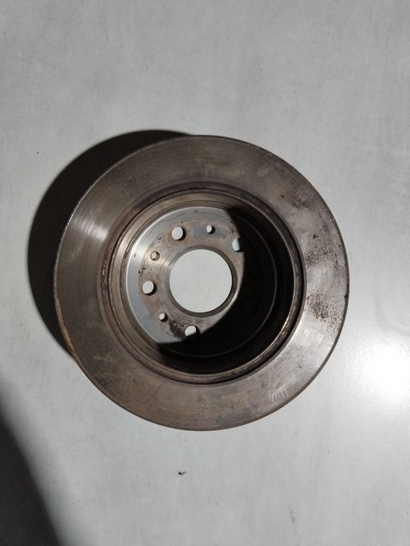 диск тормозной задний Peugeot Boxer 2 поколение (1993 - 2001), 2.2 л., 4HU (P22DTE), дизель - фото №1