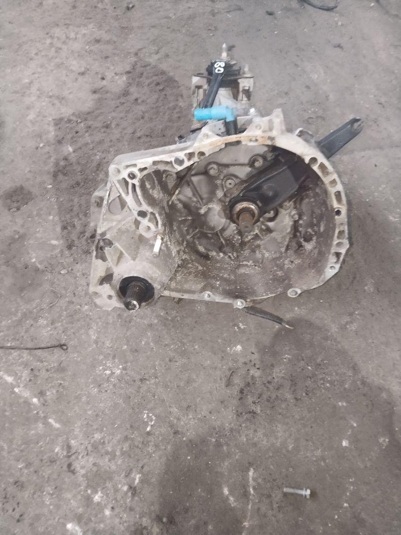 КПП механическая (МКПП) Renault Megane 2 поколение 2005, 1.6 л., K4M 700, бензин, JB3953 - фото №1