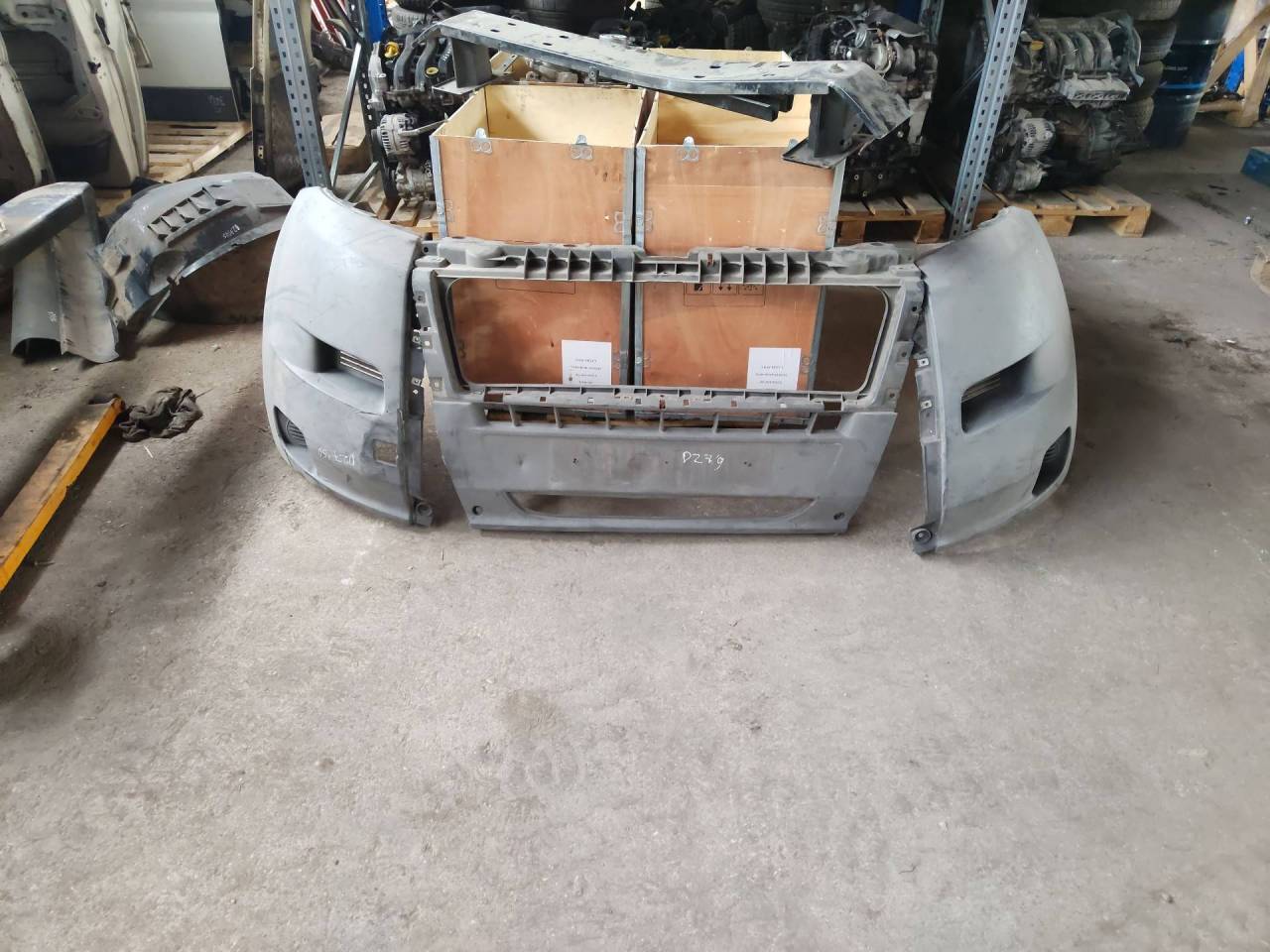 бампер передний Peugeot Boxer 2 поколение 2006, 2.2 л., 4HU (P22DTE), дизель, МКПП - фото №1