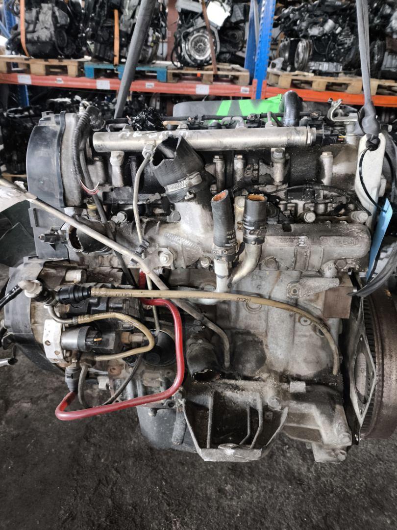 двигатель IVECO Daily 4 поколение 2008, 2.3 л., F1AE0481B, дизель, МКПП, F1AE0481B - фото №1