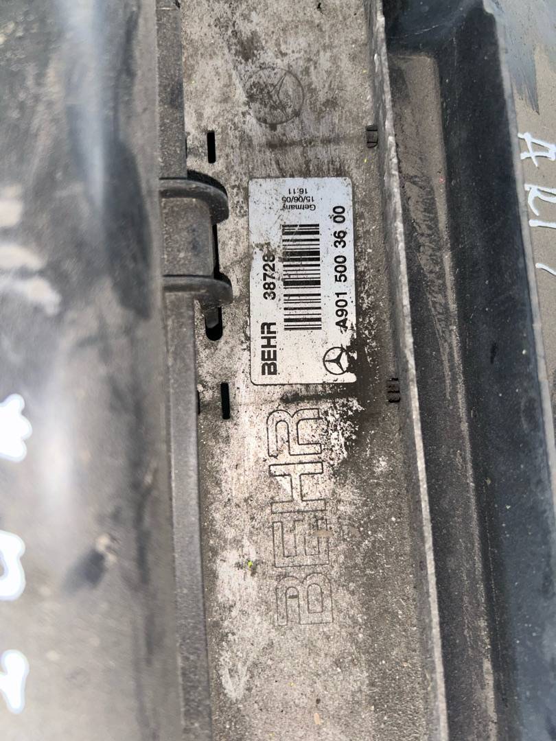 кассета радиаторов Mercedes-Benz Sprinter W901-904 (1995 - 2000), 2.7 л., OM 612.961, дизель - фото №1