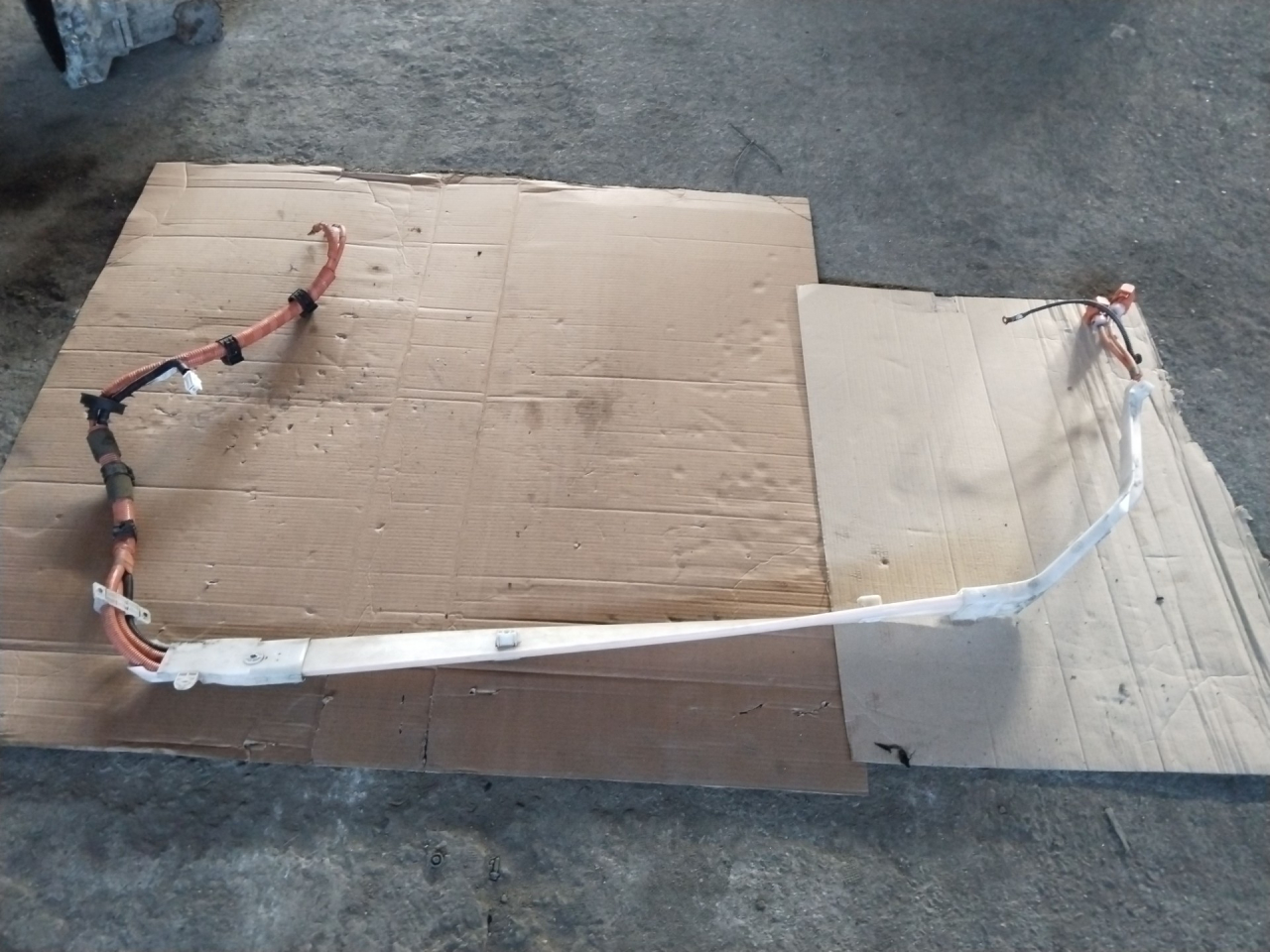 подушка безопасности боковая (шторка) Toyota Prius 2 поколение 2005, 1.5 л., 1NZ-FE, бензин - фото №1