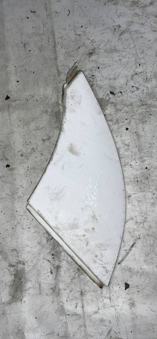 накладка (ресничка) фары Peugeot Boxer 2 поколение 2006, 2.2 л., 4HU (P22DTE), дизель, МКПП - фото №1