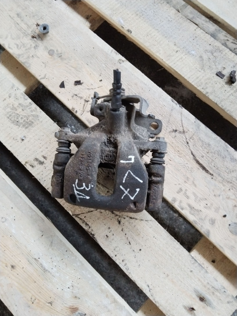 суппорт задний левый Ford Transit 7 поколение 2010, 2.2 л., дизель, МКПП - фото №1