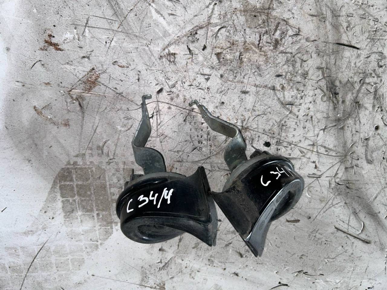 сигнал (клаксон) Mercedes-Benz C-Класс W204/S204 2008, 2.2 л., дизель, МКПП - фото №1